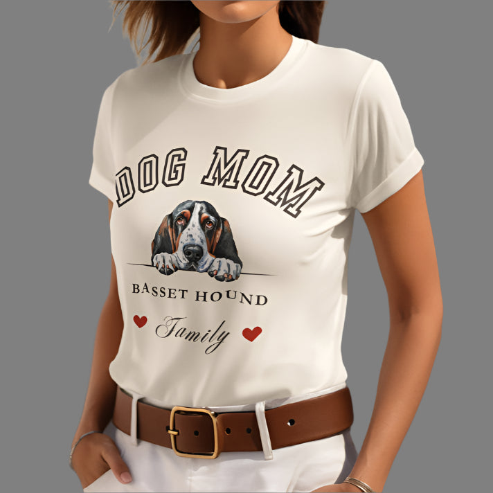 Busset Hound Mom Family T-Shirt - Mother’s Day Gift for Dog Lovers