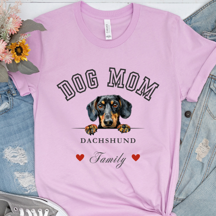 Dachshund Mom Family T-Shirt - Mother’s Day Gift for Dog Lovers
