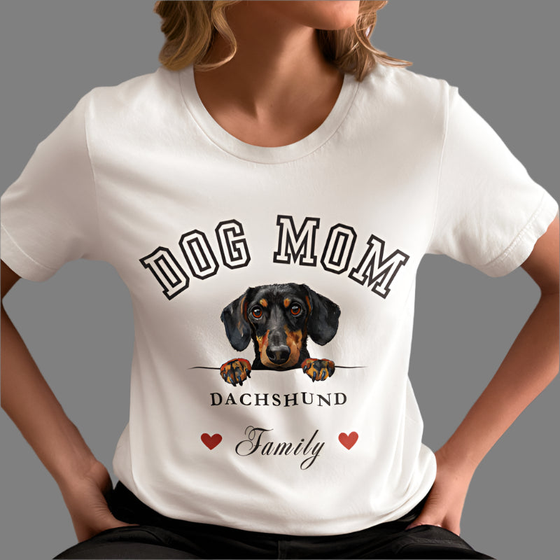 Dachshund Mom Family T-Shirt - Mother’s Day Gift for Dog Lovers