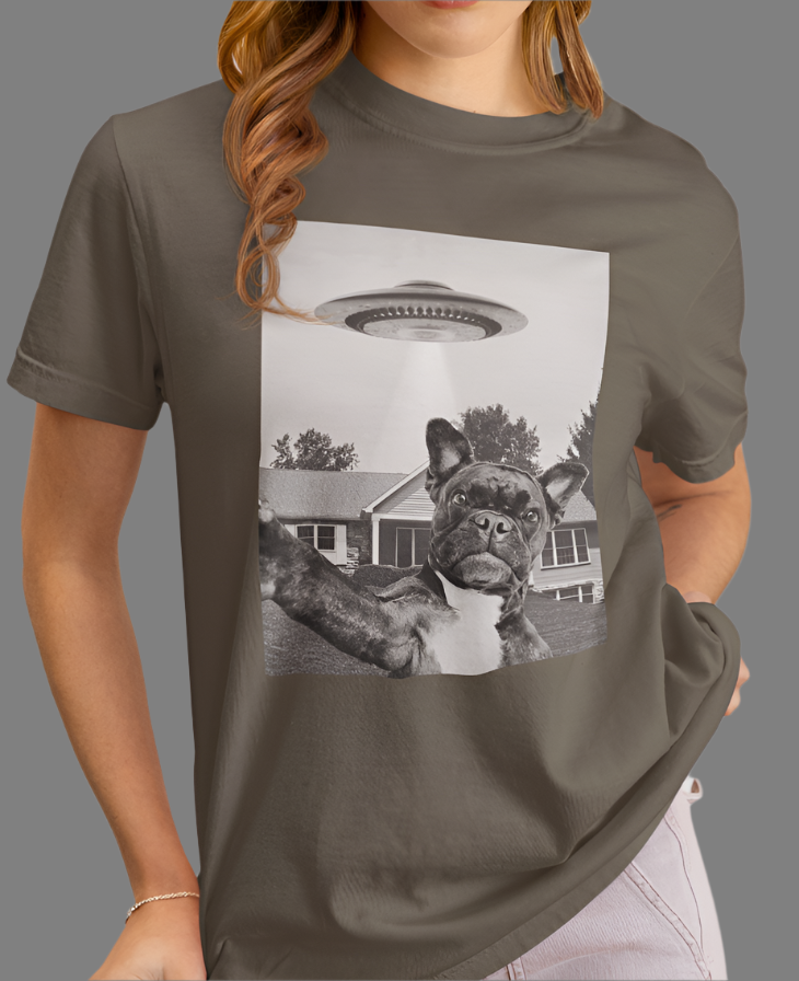 Funny Frenchie Alien Selfie T-Shirt