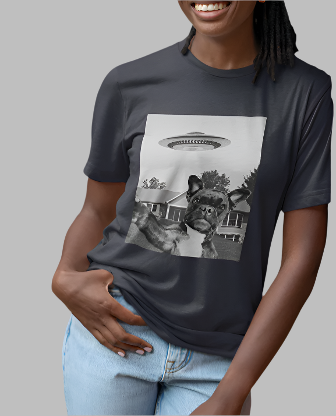 Funny Frenchie Alien Selfie T-Shirt