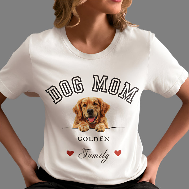 Golden Retriever Mom Family T-Shirt - Mother’s Day Gift for Dog Lovers