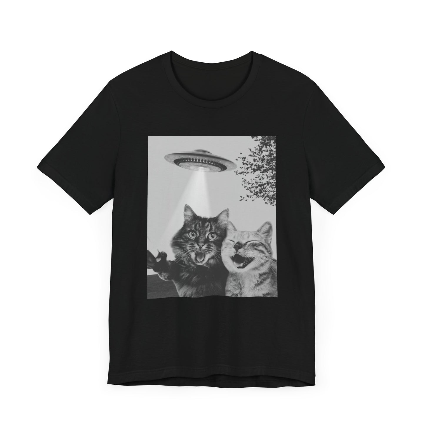 Funny Two Cats Alien UFO Selfie T-Shirt